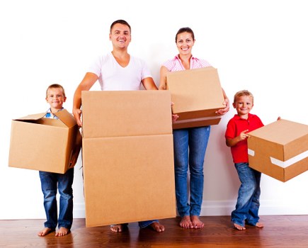 Professional Hampstead movers beginning a carefully planned relocation
